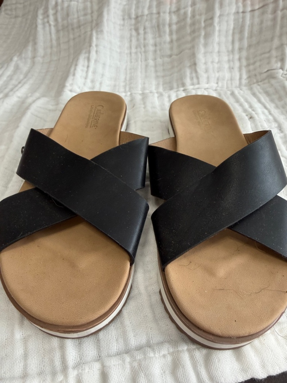 Women’s Black Crisscross Slide Sandals - Catherine